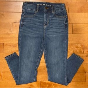American Eagle Curvy Hi-Rise Jegging Skinny Jeans
